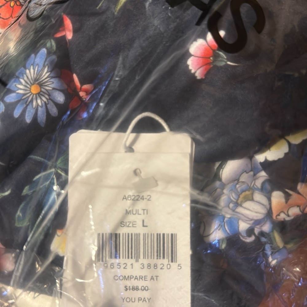Johnny Was Bee Active Elsa Ruched Floral Long-Sleeve Top - Picture 6 of 8
